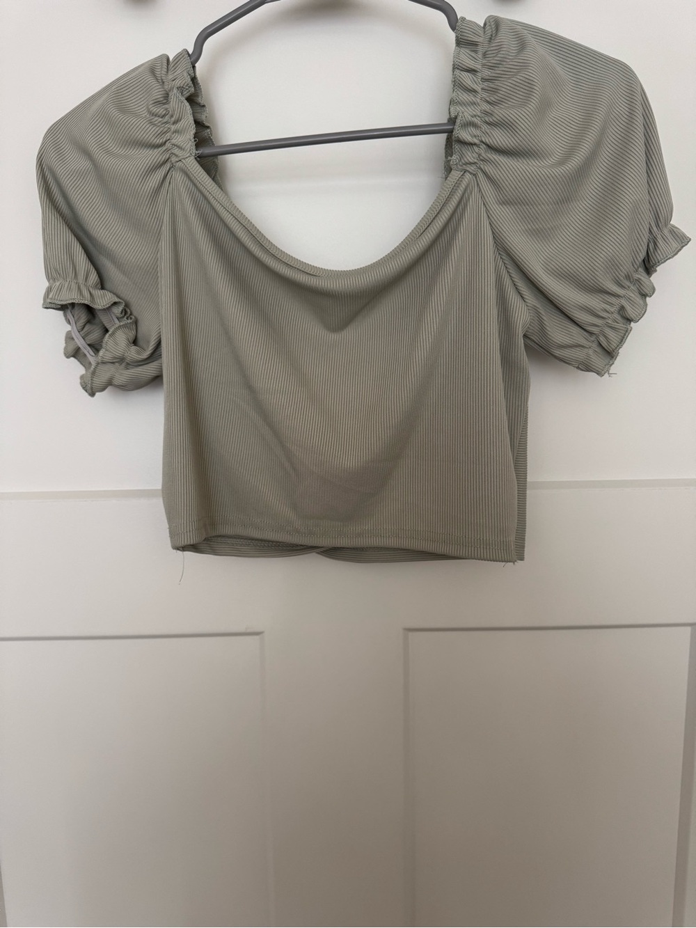 SHEIN Ribbed Puff Sleeve Crop Top - Sage